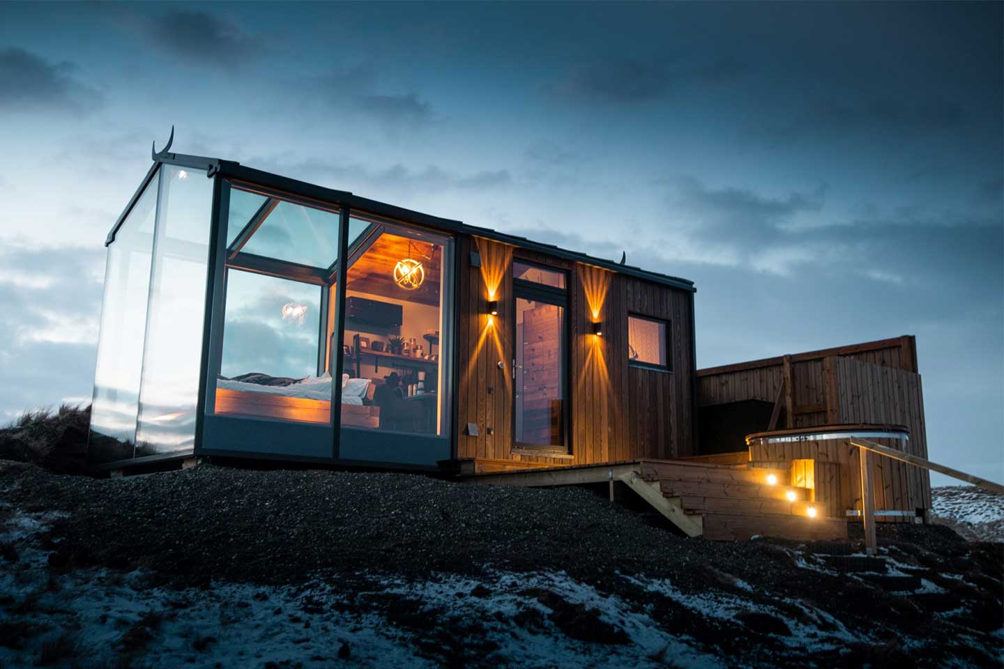 Panorama Glass Lodge in Islanda