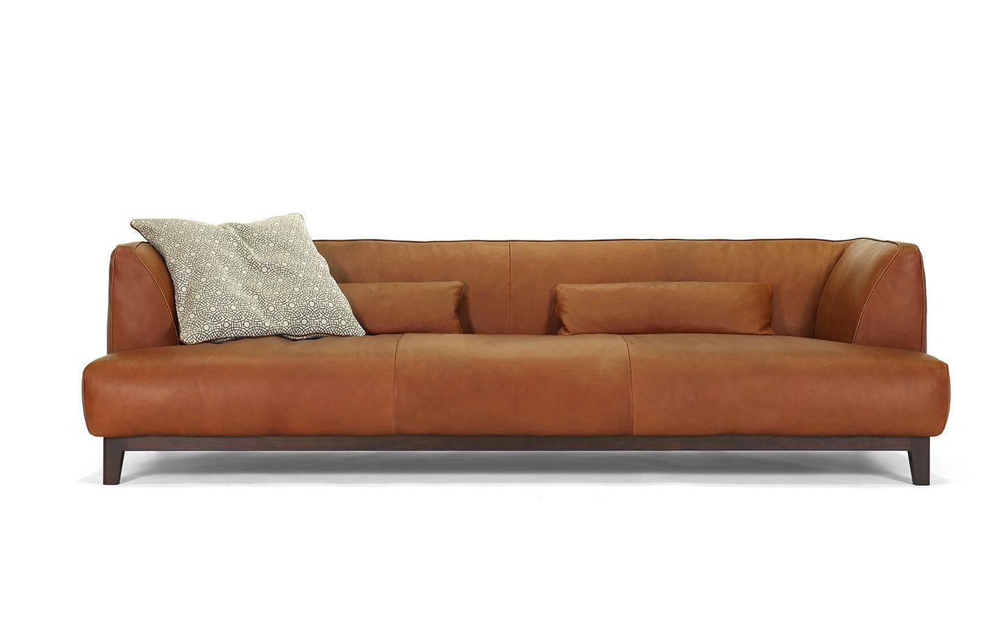 divano in pelle moderno